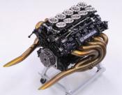 1/12 Maquette en  Kit MOTEUR (Engine) MC LAREN MP4/5B- model factory hiro  KE011