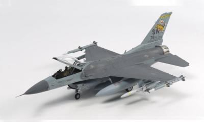 1/72 maquette F-16CJ avec Charges externes - tamiya - TAM60788 