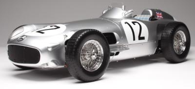 1/8 maquette à construire MERCEDES W196 fangio -IXO-W196 - Précommande